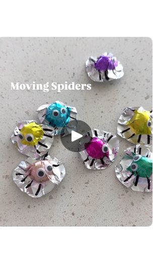 Moving Spider, Types Of Bugs, Spider Crafts, Halloween Craft Projects, Googly Eyes, A Bug, Different Holidays, The Marble, Camping Crafts