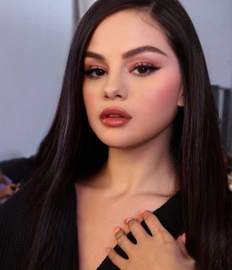 Maquillaje Selena Gomez, Selena Selena, Selena Gomez Makeup, Selena Gomez Photos, Selena G, Marie Gomez, Maquillaje Natural, Celebrity Makeup, Makeup Inspo