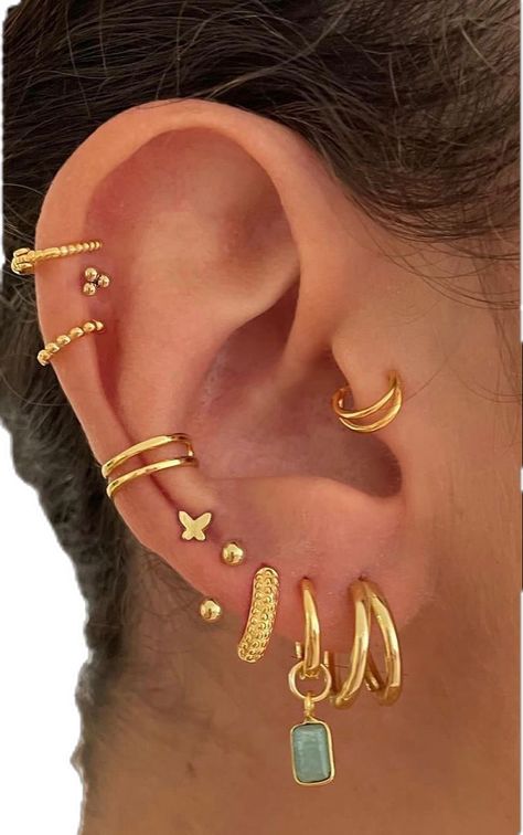 Summer Earring Stack, Earing Stack Gold, Gold Earrings Stack, Many Ear Piercings, Gold Earring Stack, Gold Earrings Aesthetic, Ear Stacks, Earring Stacks, Hoop Earrings Aesthetic