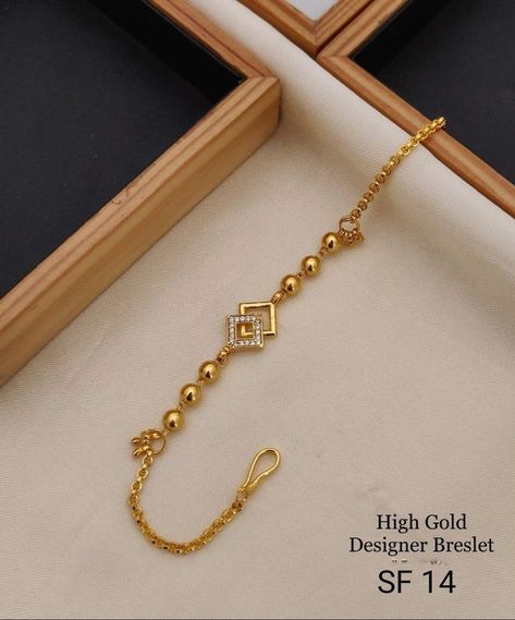 Bracelights For Women, Breslight Gold, Chain Bracelets Gold Simple For Women Indian, Simple Braslate Design For Women, Simple Bracelet Designs For Women, Modern Bracelet Designs Gold, Gold Chain Bracelet Women Indian, Braslet Gold For Woman, Breslet Design Gold