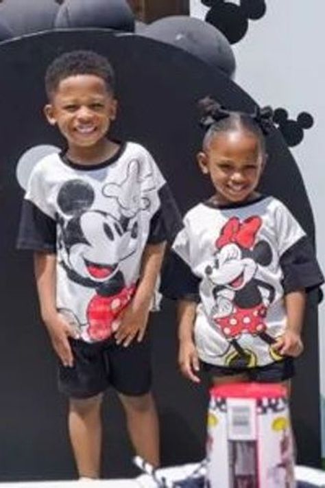 Planning a kids birthday party for your little one? Tiffany Darrah is sharing her son's mick mouse themed birthday party along with what the family wore. These matching family Disney outfits are prefect for a birthday party or your next visit to disneyland! Shop these trendy Disney shirts today! (includes affiliate links) Family Disney Outfits, Disneyland Shop, Disney Themed Party, Mickey Mouse Outfit, Disney Theme Party, Birthday Party Outfits, Throw A Party, Disney Kids, Family Parties