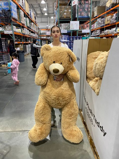 Massive Teddy Bear, Big Stuffed Animal, Big Teddy Bear, Big Teddy, Giant Teddy Bear, Giant Teddy, Birthday List, Beautiful Rose Flowers, Life Pictures