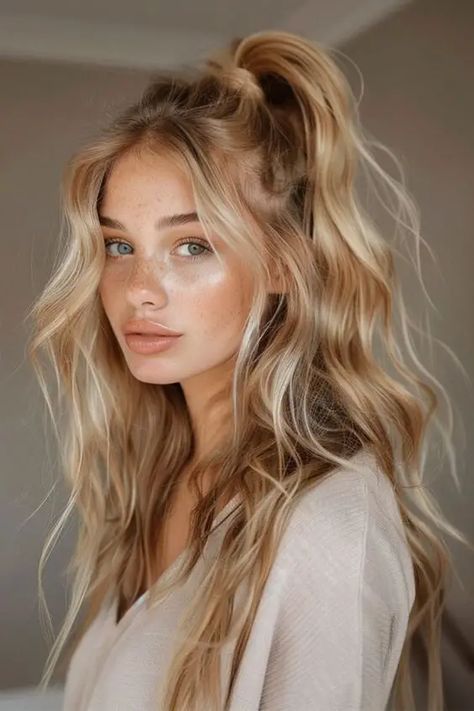 21 Ideas Stunning Summer Ponytail Hairstyles for Every Occasion - Top Styles for 2024 Bridesmaid Hairstyles Ponytail Curls, Ponytails Wedding Hairstyles, Funky Formal Hairstyles, Crazy Ponytail Hairstyles, Simple Messy Hairstyles, Messy Curls Long Hair, Hair Styles With Clip In Hair Extensions, Adult Pig Tails Hairstyles, Photo Shoot Hairstyles Ideas