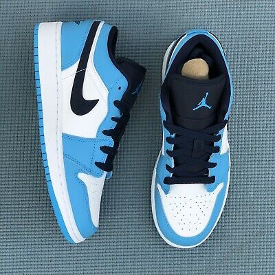 Nike Jordan Low Blue, Jordan 1 Low Blue Outfit, Nike Air Jordan 1 Outfit Women, Blue Jordan 1 Low, Air Jordan 1 Low Outfit Women, Air Jordan 1 Low Blue, Jordan 1 Low University Blue, Jordan 1 Low Blue, Blue And White Jordans