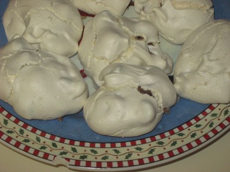 Forgotten cookies -- using my leftover egg whites from the egg/protein mask for these cookies!! Egg White Cookies, Forgotten Cookies, Taylor Rogers, White Cookies, Egg Protein, Kinds Of Cookies, Powder Recipe, White Powder, Egg White