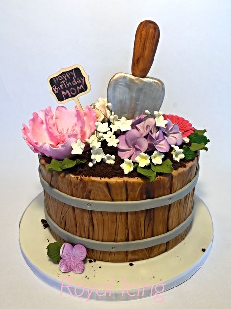 Birthday Cake For Women Flowers, Garden Birthday Cake, Birthday Cake For Women, Cake For Women, Flower Pot Cake, Barrel Cake, Birthday Cake For Mom, Pot Cakes, 70th Birthday Cake