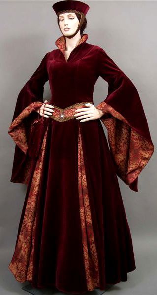 HISTORICAL BORDEAUX & RED PRINTED DRESSES Moda Medieval, Medieval Dresses, Medieval Gown, Medieval Clothes, Vetements Clothing, Velvet Maxi Dress, Velvet Maxi, Medieval Costume, Floral Patchwork