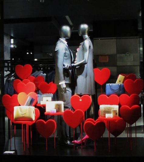 Boutique Window Displays, Valentines Window Display, Window Display Retail, Decoration Vitrine, Store Window Display, Store Window Displays, Visual Merchandising Displays, Window Display Design, Retail Windows