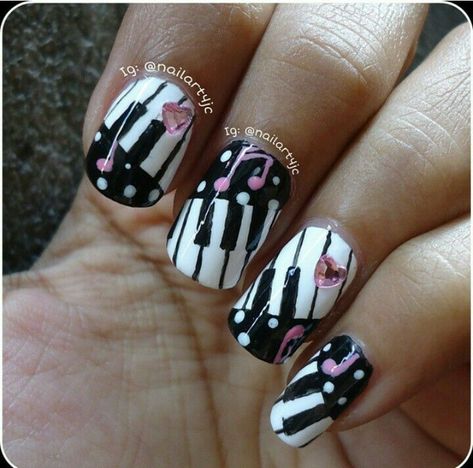 Music Nail Art Piano Nail Art, Piano Nails, Music Note Nails, Music Nail Art, Music Nails, Nail Art Designs Summer, Kawaii Nails, Music Themed, Elegant Nails