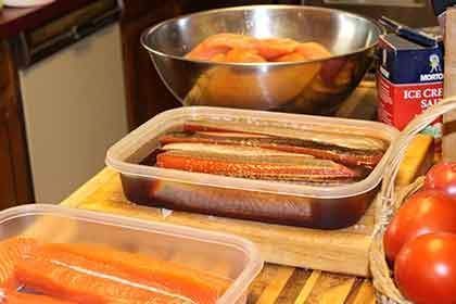 Brine For Fish, Fish Brine For Smoker, Smoked Trout Brine Recipe, Recipes For Smoked Salmon, Trout Brine Recipe, Fish Brine Recipe, Salmon Fish Recipes, Fish Brine, Salmon Brine