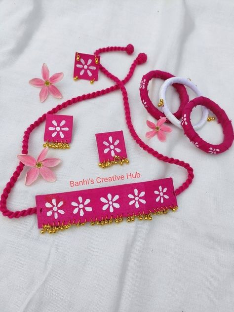 Fabric Rings Jewelry, Cloth Jewellery Handmade Choker, Fabric Choker Handmade, Fabric Jewelry Handmade, Handmade Fabric Jewellery, Jewellery Painting, Navratri Jewellery, Fabric Twine, Fabric Choker