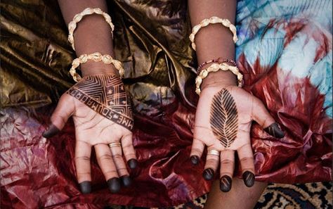 African Henna, West African Culture, Indian Henna, Skeleton Hand Tattoo, Henna Style, African Traditional Wedding, Wedding Henna, Mehndi Tattoo, A Thousand Years