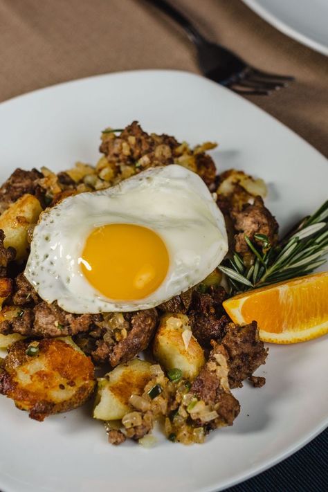 Ground Lamb Breakfast Hash Lamb Breakfast, Healthy Comfort Food Recipes, Ground Lamb Recipes, Roasted Leg Of Lamb, Relish Recipe, Roast Lamb Leg, Hash Recipe, Leg Of Lamb, Relish Recipes