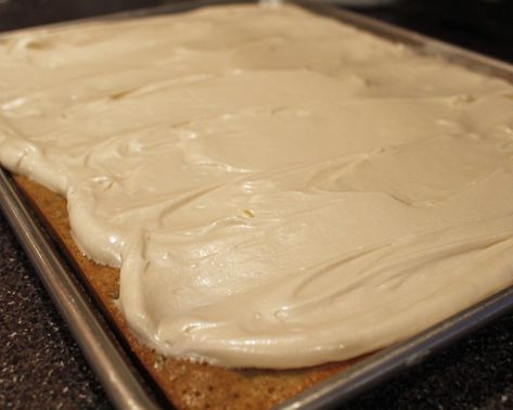 Cinnamon Roll Frosting, Zucchini Bars, Bars With Cream Cheese Frosting, Zucchini Recipes Dessert, Bars With Cream Cheese, Out Of Place, Bread Recipes Sweet, Cookie Bar Recipes, With Cream Cheese Frosting