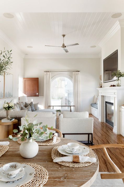 Dining Room Aesthetic, Small Bungalow, Neutral Christmas Decor, Holiday Home Tour, Art Above Bed, Useful Ideas, California Casual, California Cool, Amber Interiors