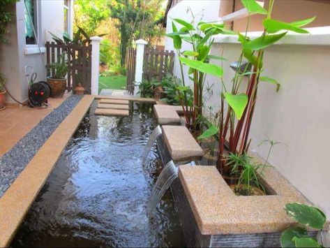 Outdoor Fish Ponds, Ponds Ideas, Koi Pond Design, Arsitektur Art Deco, Pond Construction, Kolam Koi, Fish Pond Gardens, Taman Air, Building A Pond