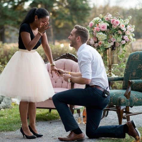 This picture-perfect proposal will give you all the feels. Summer Proposal, Racial Couples, Proposal Videos, Interracial Wedding, Interacial Couples, Pink Tulle Skirt, Mixed Couples, Volleyball Shirts, Calgary Wedding