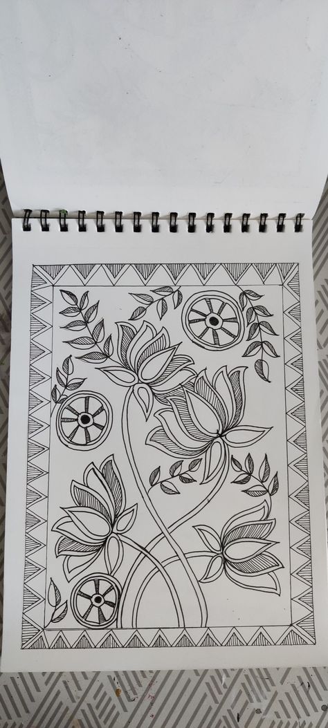 Simple Madhubani lotus art. Madhubani Lotus Design, Mithila Art Design, Madhubani Art Easy And Simple, Madhubani Art Simple, Lotus Madhubani Painting, Madhubani Art Lotus, Simple Madhubani Paintings, Simple Madhubani Art, Madhubani Outline