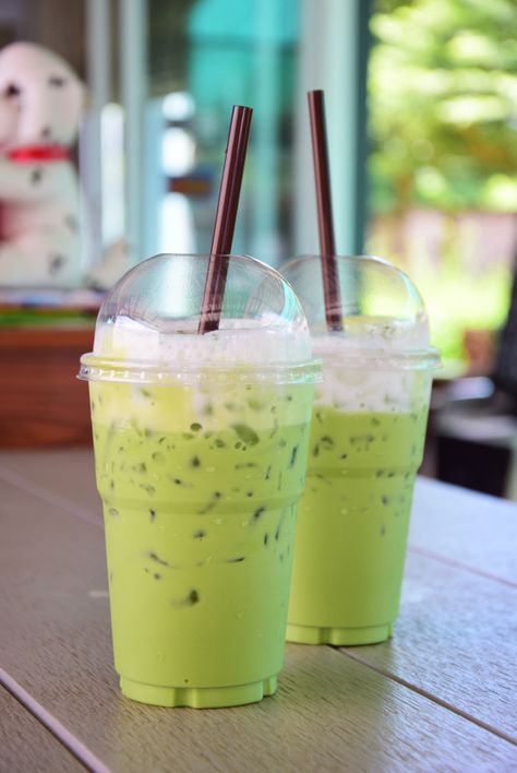 Cup On Table, Iced Green Tea, Plastic Cup, Premium Photo, Green Tea, Straw, Stock Photos, Tea, Green