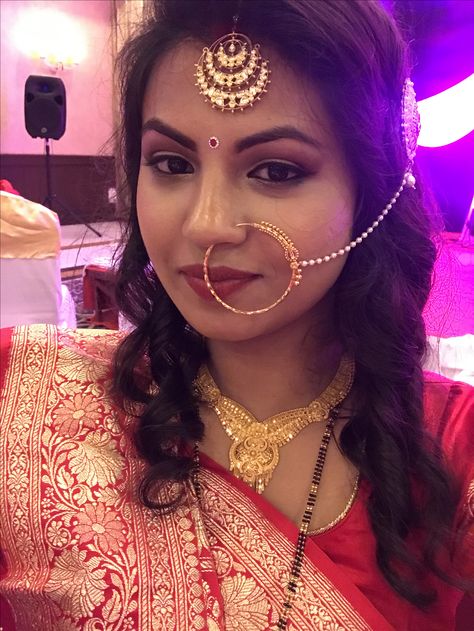 Nath Designs Gold Bridal, Necklace Name Design, Nath Designs, Nath Bridal, Nath Nose Ring, Silver Anklets Designs, Gold Makeup Looks, Bridal Nose Ring, Indian Wedding Makeup