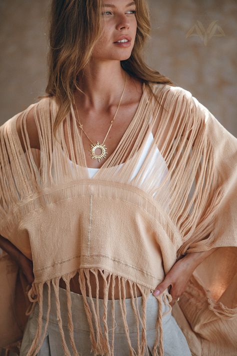 Soft Natural Boho Style, Boho Blouses For Women, Modern Bohemian Style Clothing, Boho Blouse Outfit, Modern Boho Outfit, Classy Boho Fashion, Boho 2023, Boho Tops For Women, Plus Size Boho Clothing