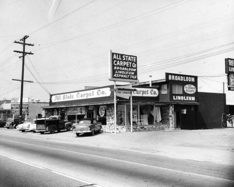 Six Decades Ago Along Sepulveda Bl. in Van Nuys. – Here in Van Nuys Photograph Caption, Cheap Motels, Van Nuys California, Panorama City, Ca History, Billboard Advertising, San Fernando Valley, Van Nuys, Before Sunrise