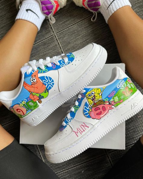 Bob Shoes, Air Force One Shoes, Painting Shoes, Af1 Custom, Custom Shoes Diy, Custom Nike Shoes, Shoes Diy, Air Force 1 Custom, Custom Air Force 1