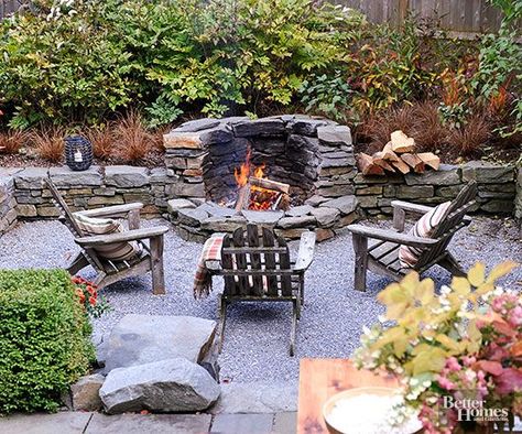 Heat Things Up with a cozy outdoor sitting area. Backyard Area, Rectangular Fire Pit, Outdoor Sitting Area, Backyard Fireplace, Backyard Seating, Stone Fire Pit, Casa Country, Outdoor Entertaining Spaces, Fire Pit Area