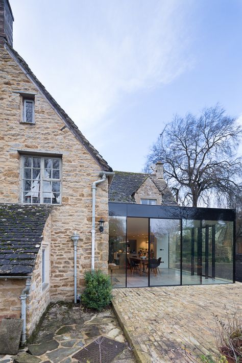 Glass extensions: how to cost, plan and design a glazed extension | Real Homes Architecture Extension, Glass Box Extension, Extension Veranda, Cottage Extension, Industri Modern, Case In Pietra, Brick Cottage, Casa Loft, Old Stone Houses