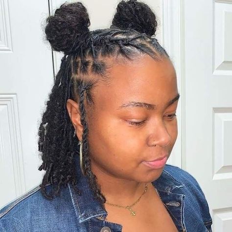 Women Loc Styles, Blue And Black Braids, Black Braids Hairstyles, Short Dread Styles, Dread Journey, Locks Hairstyles, Locs Natural Hair, Locs Natural, Short Dreadlocks Styles