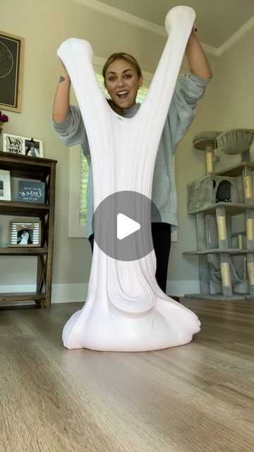 Ariana Lee Bonfiglio on Instagram: "One GALLON of Butter slime !!! 🧈 #diy #slime #tutorial #asmr" How Do You Make Slime Easy, White Glue Slime Recipe, Colored Powder Photoshoot, Diy Slime Videos, Diy Slime Recipe Videos, Slime And Squishy Diy, Simple Slime Recipe Kids, How To Make Glossy Slime, Diy Foam Slime