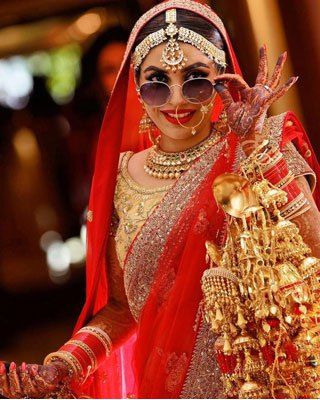 Sunglasses for an Indian Wedding | a must for the couple | Curated by witty vows | Selfie and photo of Indian bride with sunglasses | Hide the hangover विवाह की दुल्हन, शादी की तस्वीरें, Indian Bride Poses, Indian Wedding Poses, Bride Photos Poses, Indian Wedding Photography Couples, Bridal Photography Poses, Indian Bridal Photos, Indian Wedding Couple Photography