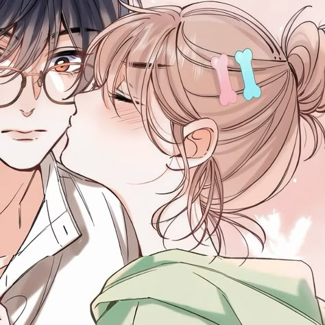 Anime Sweet Couple Icon, Matching Pfp Couple Short Hair, Hidden Love Manhua Matching Icon, Matching Pfp Pictures Couple, Shoujo Matching Pfp, Shoujo Matching Icons, Cute Couple Matching Icons, Wedding Matching Pfp, Couple Profile Anime