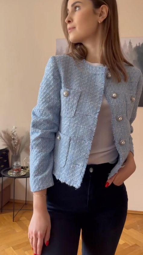 Blue Tweed Cardigan Outfit, Light Blue Tweed Jacket Outfit, Blazer Celeste Outfits Mujer, Blue Tweed Jacket Outfit, Light Blue Jacket Outfit, Chanel Jacket Outfit, Tweed Jacket Outfit, Informal Attire, Blue Tweed Jacket