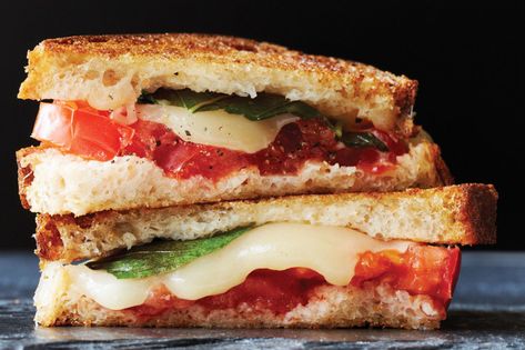 Vegetarian Proteins, Caprese Sandwich, Vegan Sandwiches, Grill Cheese Sandwich Recipes, Grilled Cheese Sandwiches, Vegetarian Protein, Vegan Sandwich, Club Sandwich, Burgers Sandwiches