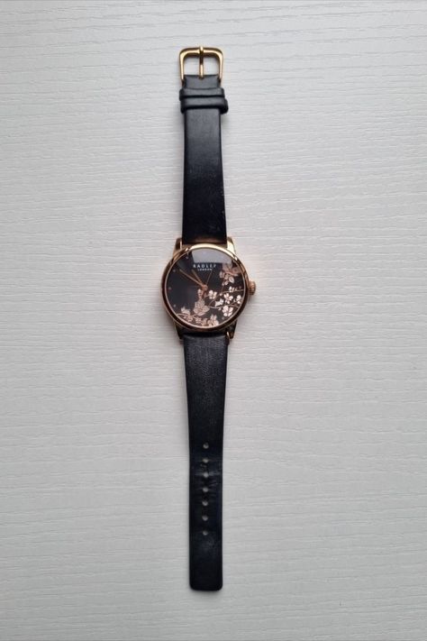 Radley London Rose Gold Tone Flowers Watch Used, working in good condition Flower Watch, Radley London, Fashion Watches, Gold Tones, Rose Gold, London, Flowers, Gold