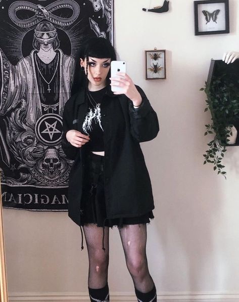 Nugoth Outfits, Outfit Ideas Goth, Goth Outfit Ideas, Casual Goth, Black Dress Outfits, Grunge Goth, Goth Grunge, Gothic Outfits