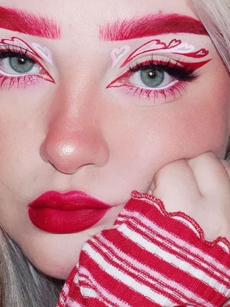 red and white floating heart eye makeup Easy Valentines Makeup Looks, Valentines Eyeliner, Valentines Day Makeup Creative, Heart Makeup, Day Makeup Looks, Cute Eye Makeup, Graphic Makeup, Chic Makeup, Alternative Makeup