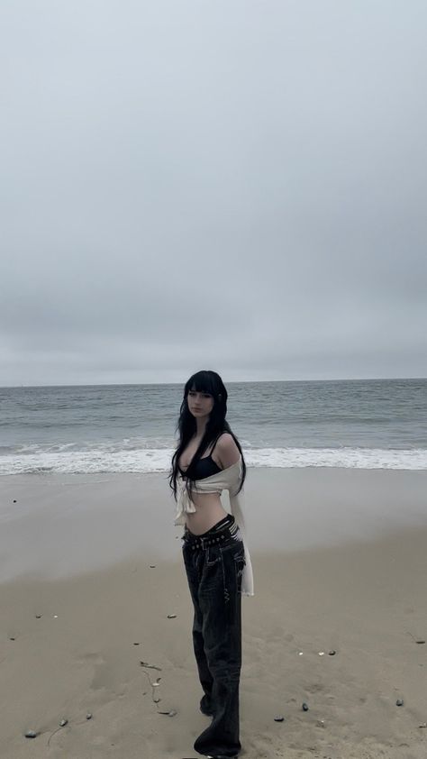 cloudy beach Cloudy Day Aesthetic Outfit, Emo Vacation Outfits, Edgy Beach Aesthetic, Grunge Beach Outfit Summer, Dark Beach Outfit, Grunge Beach Pics, Punk Beach Outfit, Goth At The Beach, Emo Beach Aesthetic