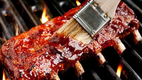 10 tips for the perfect baby back ribs | Fox News Bbq Rib Sauce, Rib Sauce, Pork Sauce, Barbecue Ribs, Bbq Sauce Recipe, Bbq Sauce Homemade, Homemade Bbq, Baby Back Ribs, Best Bbq