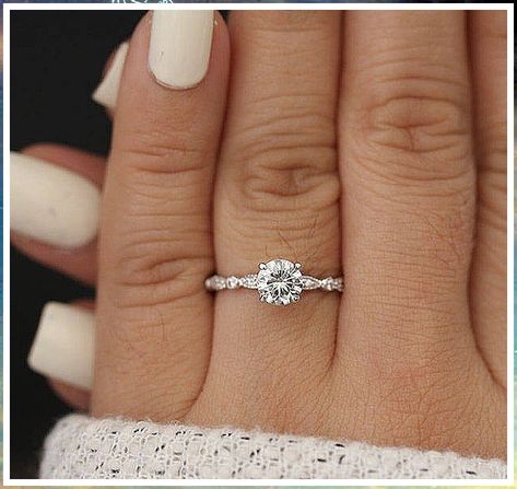 A wedding ring set from Amazon, a love that will never fade. Classic Engagement Ring, Future Engagement Rings, Detailed Engagement Ring, Classic Engagement, Simple Engagement Rings, Morganite Engagement, Dream Engagement Rings, Classic Engagement Rings, Ring Ideas