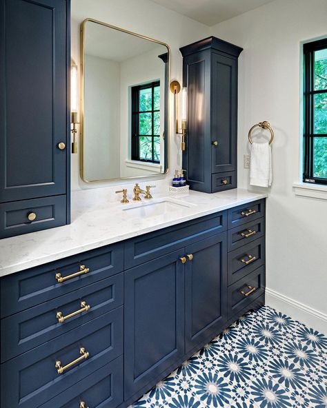 Dreaming of blue hues? This remodeled blue and gold bathroom with patterned tile from Boyer Building Corp is absolutely beautiful! Blue And Gold Bathroom, Gold Interior Design, Dark Blue Bathrooms, Navy Blue Bathrooms, Blue Bathroom Vanity, Gold Bathroom Decor, Bathroom Cabinetry, Kitchen And Bath Design, Gold Bathroom