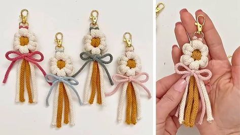 Do you want to learn how to macrame? Start with this easy and beginner-friendly daisy keychain! Find the instructions here. Easy Macrame Keychain, Diy Solar Water Fountain, Macrame Daisy, How To Do Macrame, Macrame Making, Daisy Keychain, Giant Bubble Wands, How To Macrame, Drink Covers