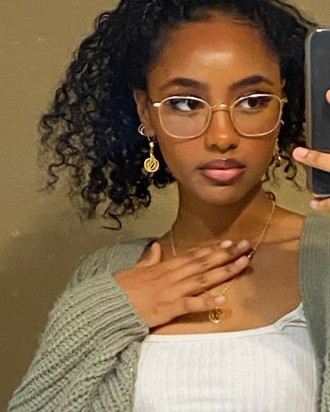 Image in Fashion😎 collection by pinx1999 on We Heart It Glasses Inspiration, Grunge Hair, Somali, Brown Skin, Black Is Beautiful, Pretty Face, Girl Hairstyles, Pretty People, Hair Inspiration