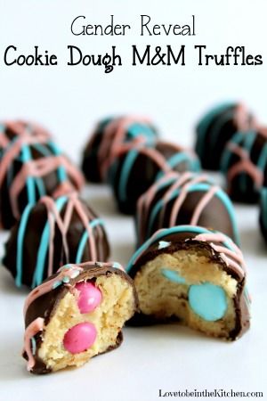 20+ Sweet Gender Reveal Ideas - Love to be in the Kitchen Gender Reveal Dessert, Gender Reveal Ideas For Party, Gender Reveal Food, Gender Reveal Party Food, Simple Gender Reveal, Creative Gender Reveals, Gender Reveal Party Ideas, Reveal Party Ideas, Gender Reveal Cookies