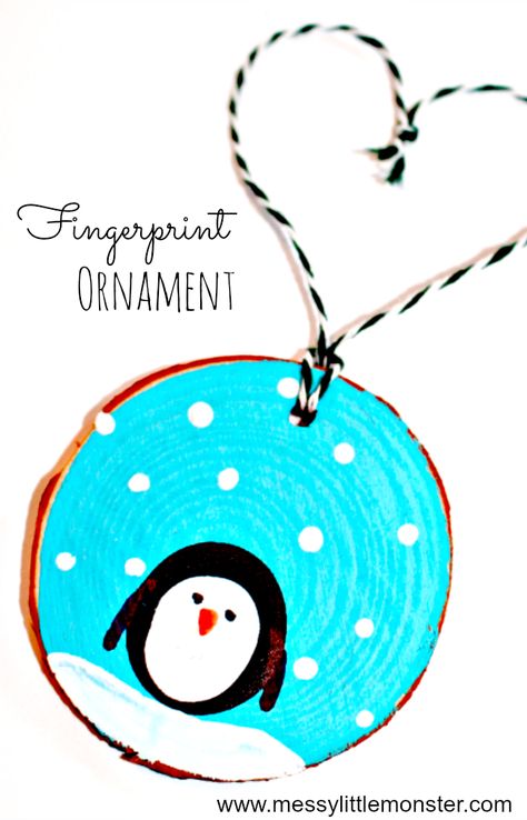 Fingerprint Penguin, Diy For Toddlers, Fingerprint Ornament, Kids Make Christmas Ornaments, Penguin Diy, Wood Slice Christmas Ornaments, Easy Kids Christmas, Christmas Ornament Diy, Ornaments Diy Kids