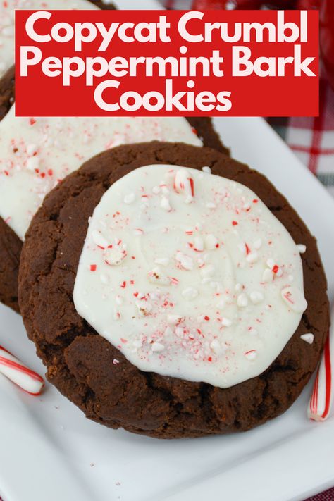 Copycat Crumbl Peppermint Bark Cookies Recipe - Lola Lambchops Peppermint Bark Cookies, Peppermint Bark Cookie, Peppermint Cupcakes, Crumble Cookie Recipe, Cookies Chewy, Crumble Cookies, Melted White Chocolate, Chocolate Peppermint Cookies, Chewy Chocolate Cookies