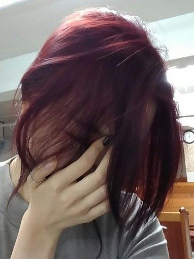 Dark Red Hair Hairstyles, Rose Red Hair Color, Super Dark Red Hair, Red Dark Hair, Cool Hair Colours, Wine Hair, Red Hair Inspo, Colour Hair, Hair Color Streaks