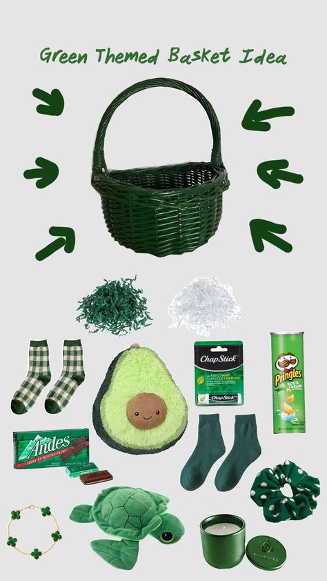 Green Themed Gift Baskets, Green Gift Basket, Green Snacks, Best Gift Baskets, Green Basket, Boo Basket, Presents For Mum, Presents For Friends, Green Aesthetic