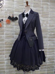 Sport Clothes, Old Fashion Dresses, Linnet, Super Sport, Clothes Shop, Rave Outfits, Lolita Dress, Gothic Lolita, Lolita Fashion